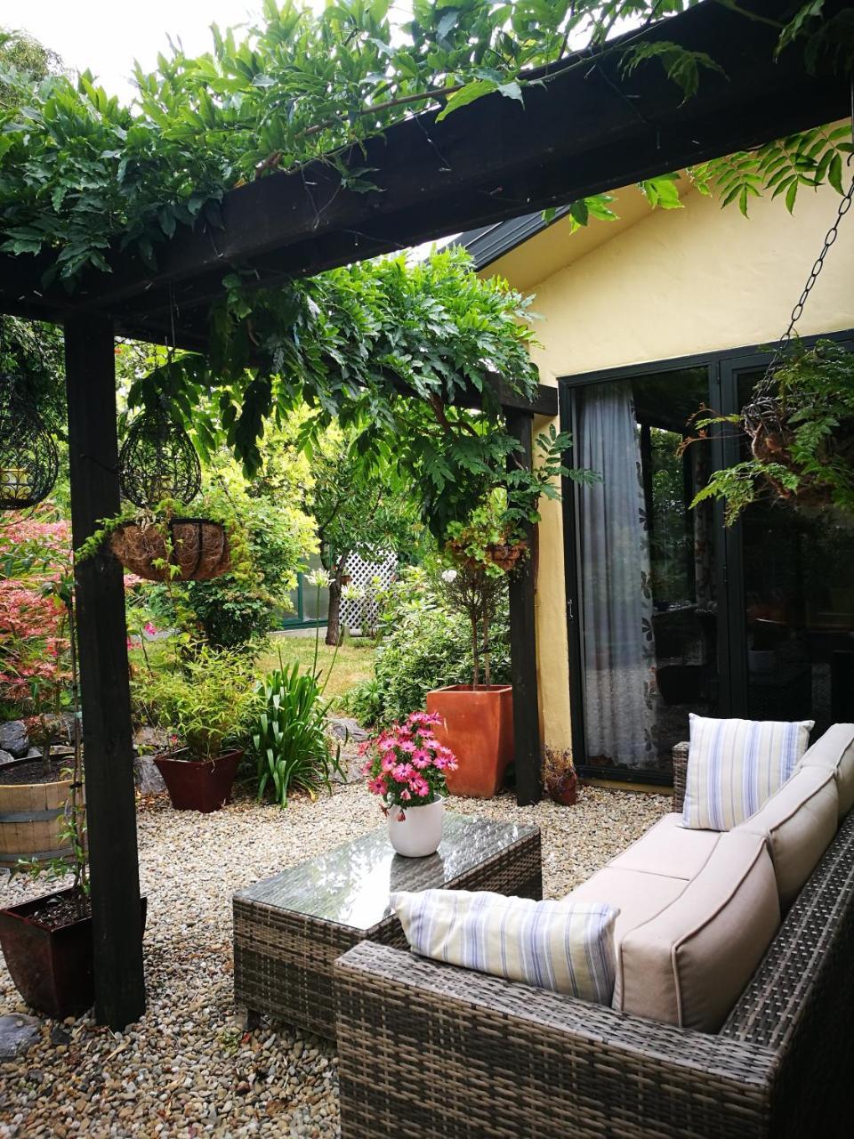 Hazelwood Mapua Bed & Breakfast Exterior photo